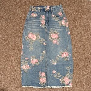 Floral Print Denim Skirt